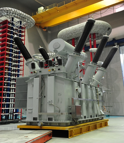 “靜止同步串聯補償器（SSSC）關鍵技術、核心裝備和工程應用”獲2020年度國家電網科技進步一等獎